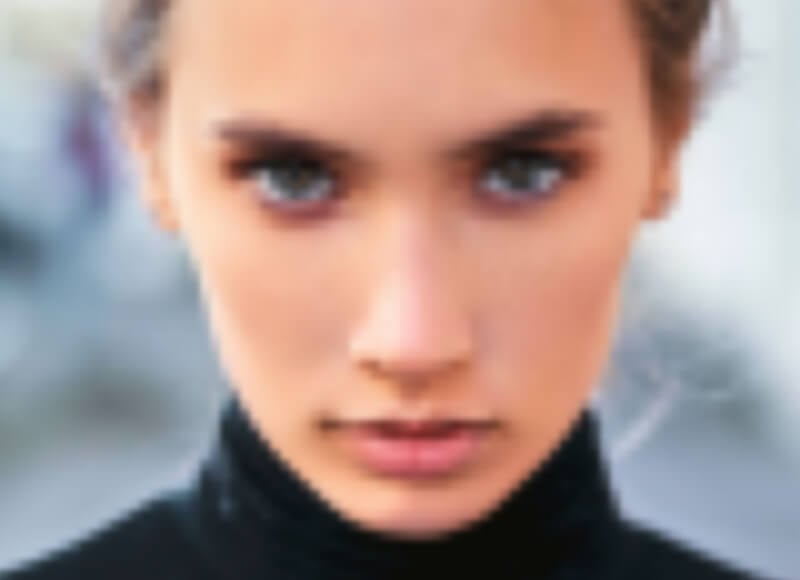 ぼやけた低品質な女性のポートレート画像
